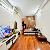 Bán Nhà Phố Nguyễn Trãi 32m2 - 5ty2
